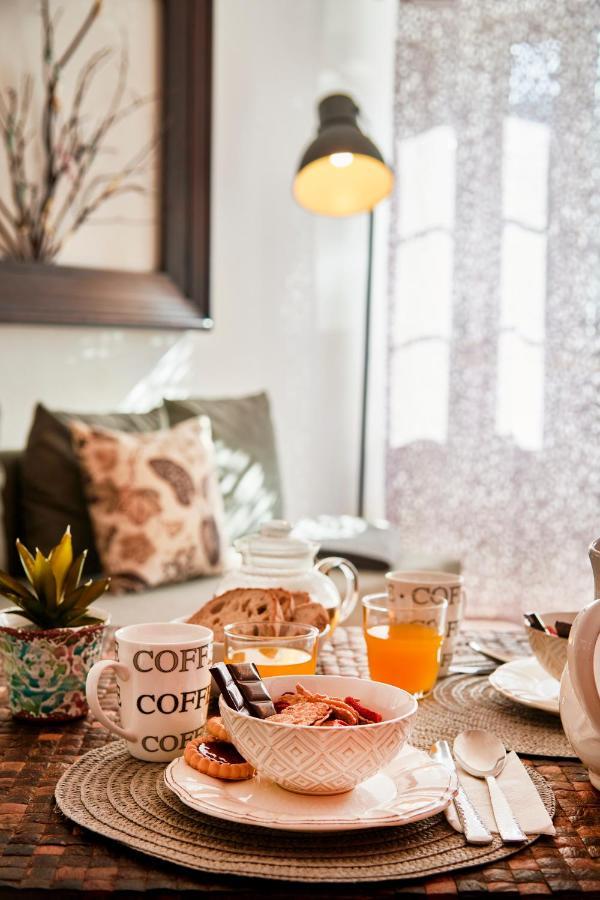 Renovated Charming Apartment, By Timecooler Apartamento